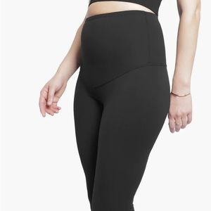 Maternity and postpartum compression leggings